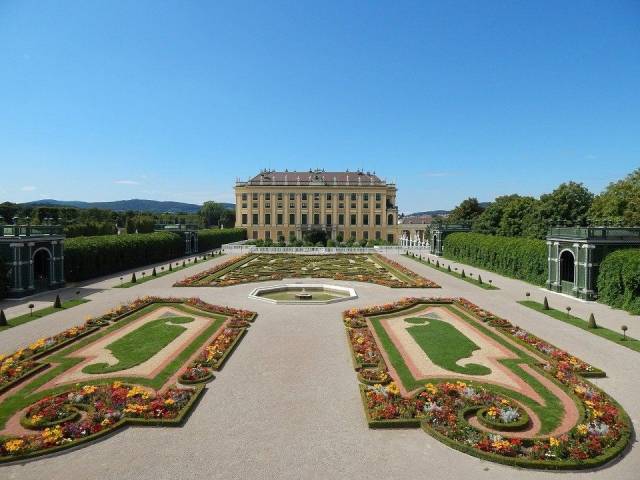 Schoenbrunn